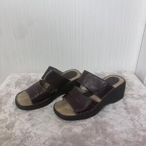 Montego Bay Club Women’s Brown Adjustable Strap Open Toe Sandals Size 7.5